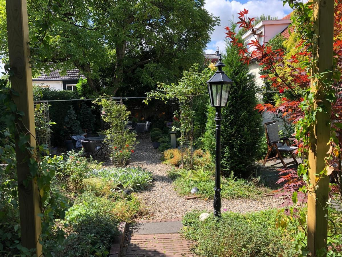 Walnut Lodge Bed & Breakfast Noorbeek Eksteriør bilde