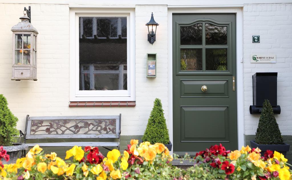 Walnut Lodge Bed & Breakfast Noorbeek Eksteriør bilde