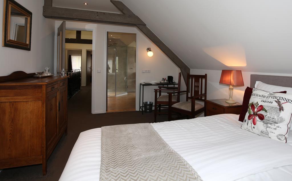 Walnut Lodge Bed & Breakfast Noorbeek Eksteriør bilde